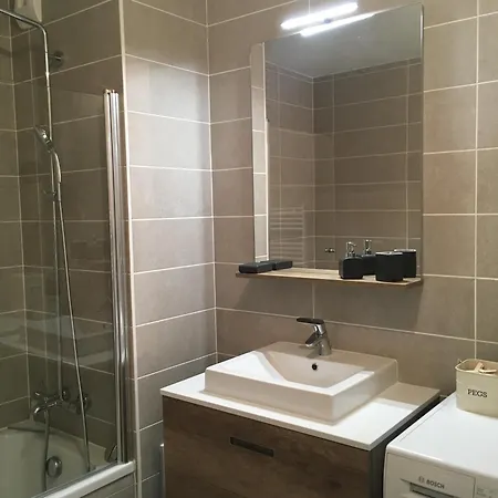 Neuf, Balcon Plein Sud Apartment